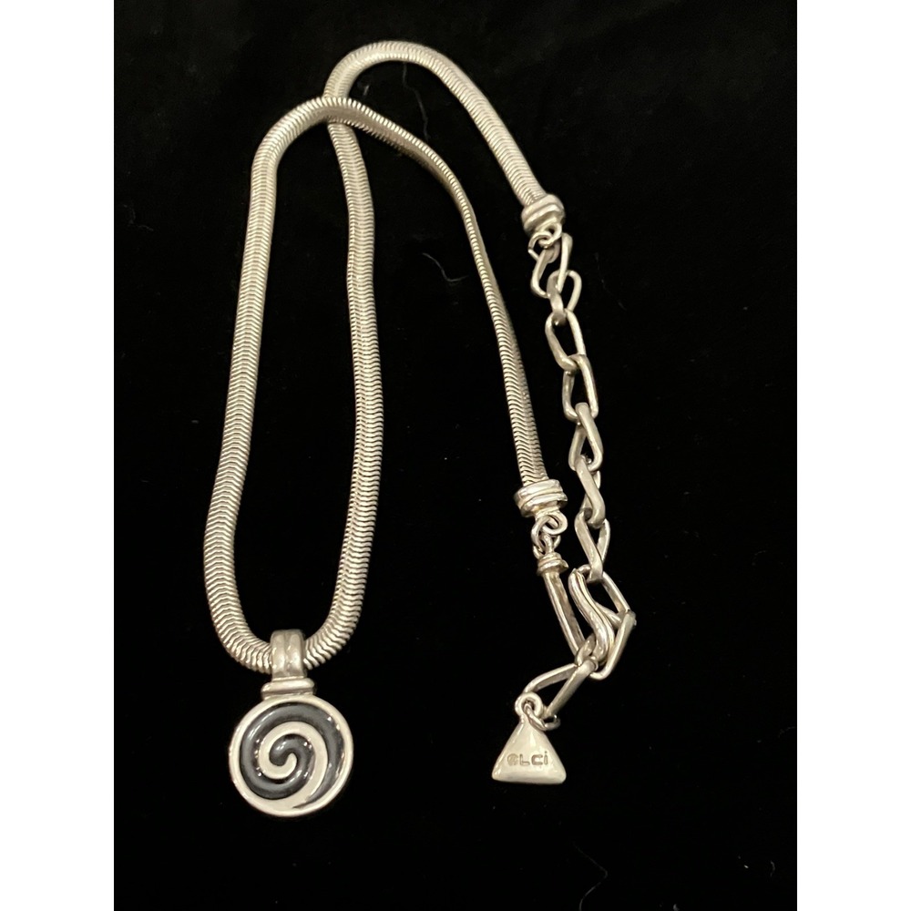 VTG Liz Claiborne Black Enamel Celtic Spiral Swirl Pendant Necklace Silver Tone